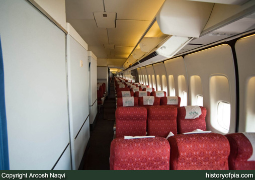 PIA Boeing 747-240B (SCD)