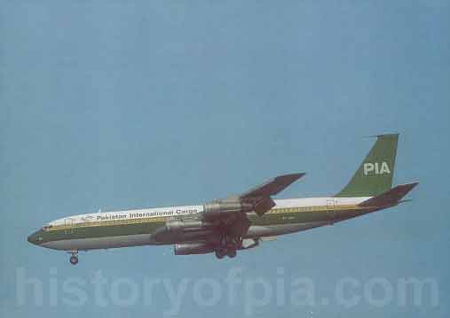 PIA Cargo Boeing 707-340C postcard