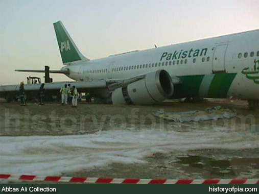 PIA Airbus A300B4-203
