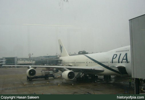 PIA Boeing 747-240B (SCD)