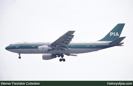 PIA Airbus A300B4-203