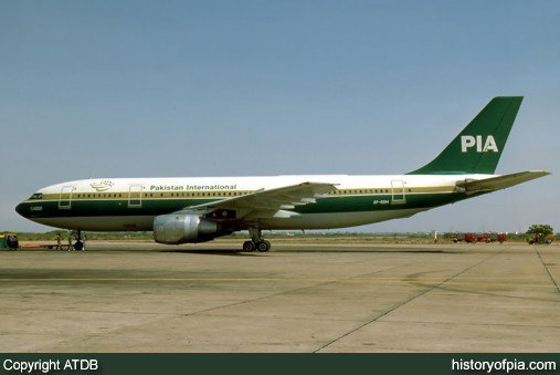 PIA Airbus A300B4-203