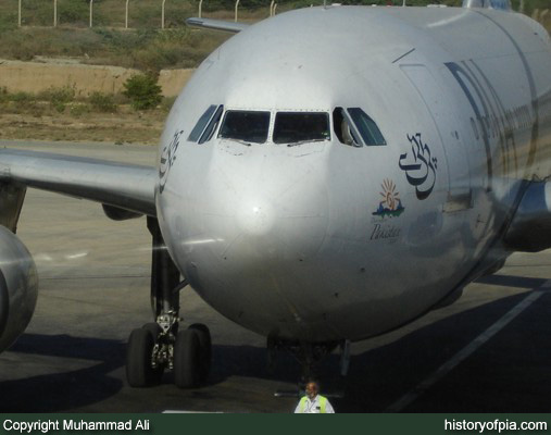 PIA Airbus A310-308