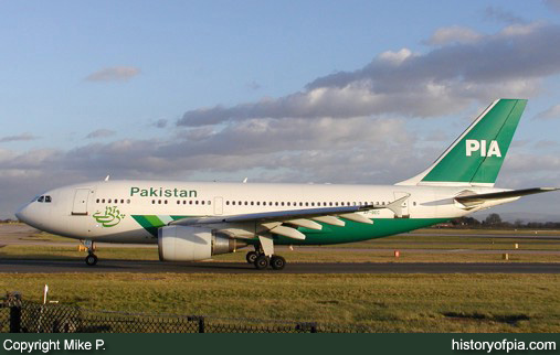 PIA Airbus A310-308