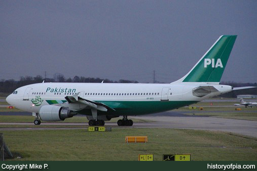 PIA Airbus A310-308