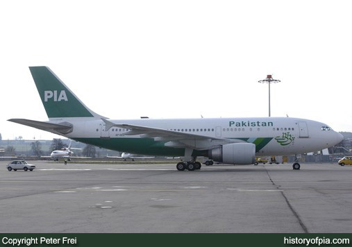 PIA Airbus A310-308