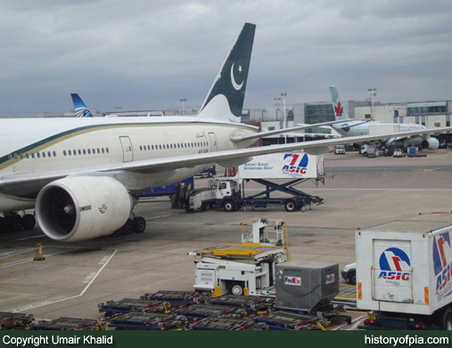 PIA Boeing 777-240ER