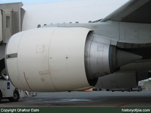 PIA Boeing 777-240ER