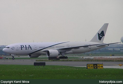 PIA Boeing 777-240ER