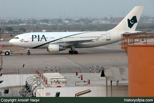 PIA Airbus A310-324ET