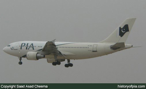 PIA Airbus A310-324ET