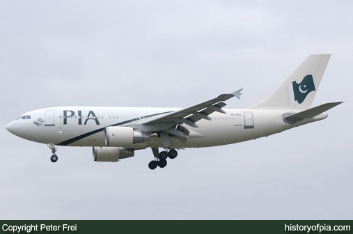 PIA Airbus A310-325ET