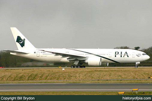 PIA Boeing 777-240LR