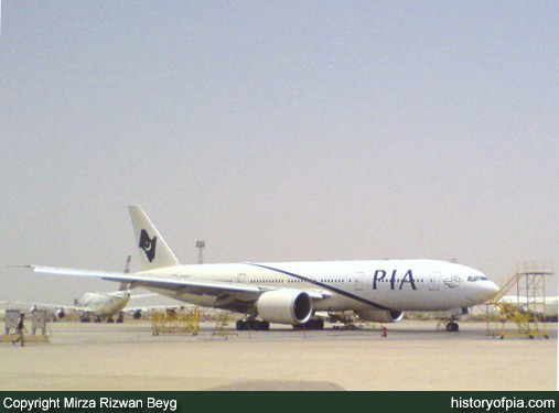PIA Boeing 777-240LR