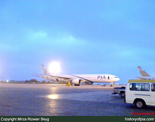 PIA Boeing 777-340ER