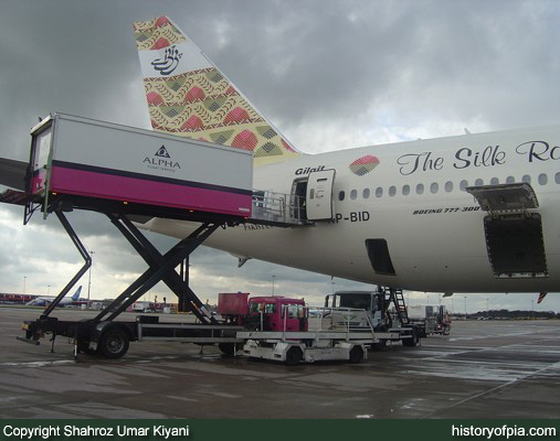 PIA Boeing 777-340ER