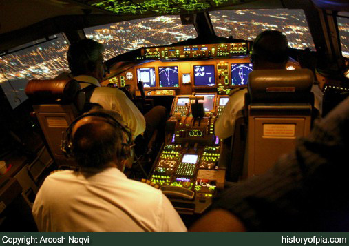 PIA Boeing 777-340ER