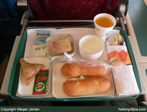 PIA Economy+Plus Class meal