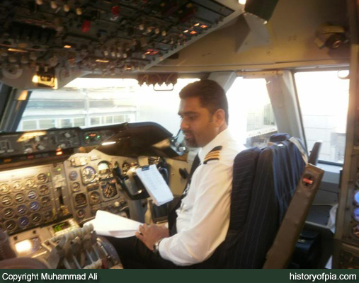 PIA Boeing 747 First Officer